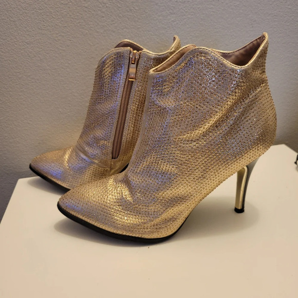 Nordstrom Lady Couture Lucky Rhinestone Metallic Stiletto Bootie - Picture 4 of 11